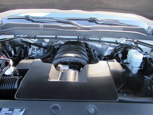 Used 2014 Chevrolet Silverado 1500 High Country w/ High Country Premium Package AWD/4WD image 31