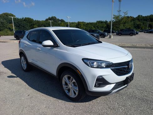 Used 2022 Buick Encore GX Preferred w/ Cold Weather Comfort Package AWD/4WD image 4