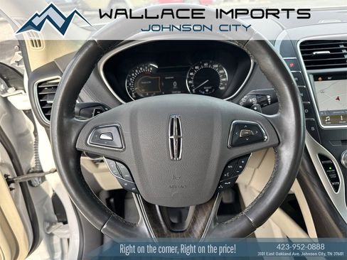 Used 2017 Lincoln MKX Select w/ Select Plus Package image 30