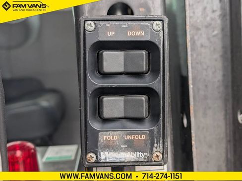 Used 2020 Ford Transit 350 XL image 8