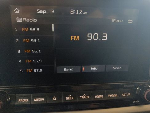 Used 2020 Kia Forte LXS FWD image 25