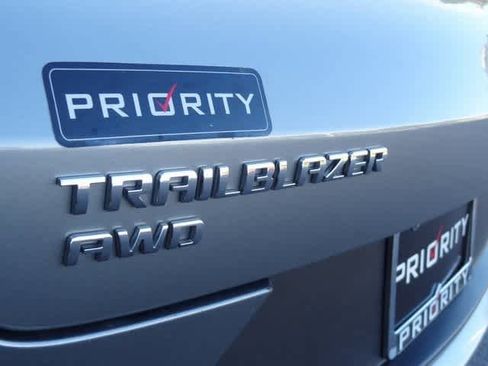Used 2023 Chevrolet TrailBlazer LT image 39