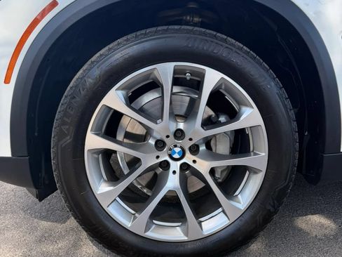 Used 2020 BMW X5 xDrive40i w/ Convenience Package AWD/4WD image 22