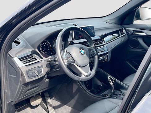 Used 2022 BMW X1 sDrive28i w/ Convenience Package image 9