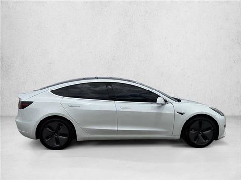 Used 2020 Tesla Model 3 Standard Range Plus RWD image 4