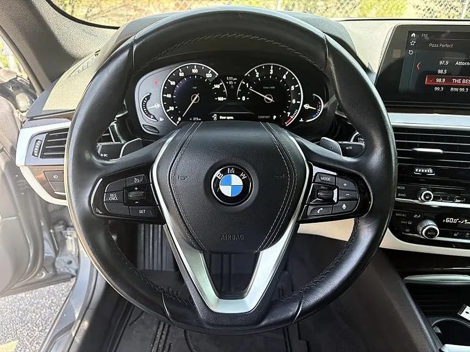 Used 2017 BMW 530i RWD image 19