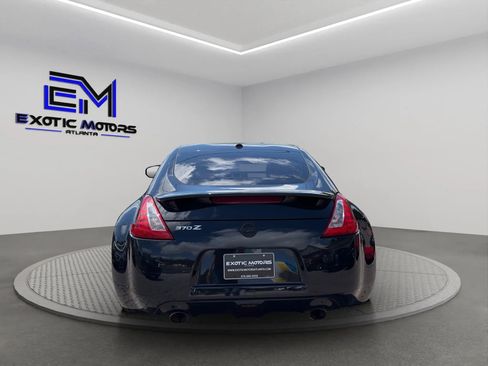 Used 2010 Nissan 370Z Touring w/ Sport Pkg RWD image 4
