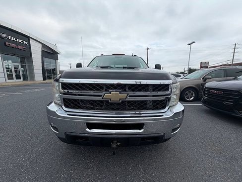 Used 2011 Chevrolet Silverado 3500 LTZ w/ LTZ Plus Package AWD/4WD image 9