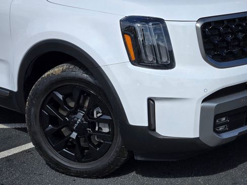 Certified 2023 Kia Telluride SX X-Pro AWD/4WD image 9