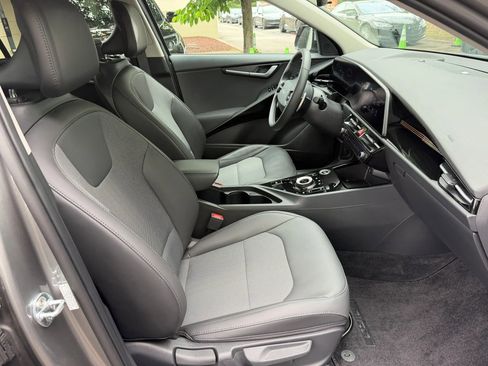 Used 2023 Kia Niro Wind w/ Wind Preserve Package FWD image 20