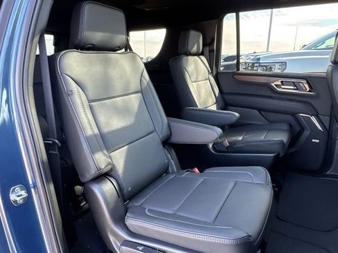 New 2026 GMC Yukon XL Denali w/ Sun & Power Step Package image 25