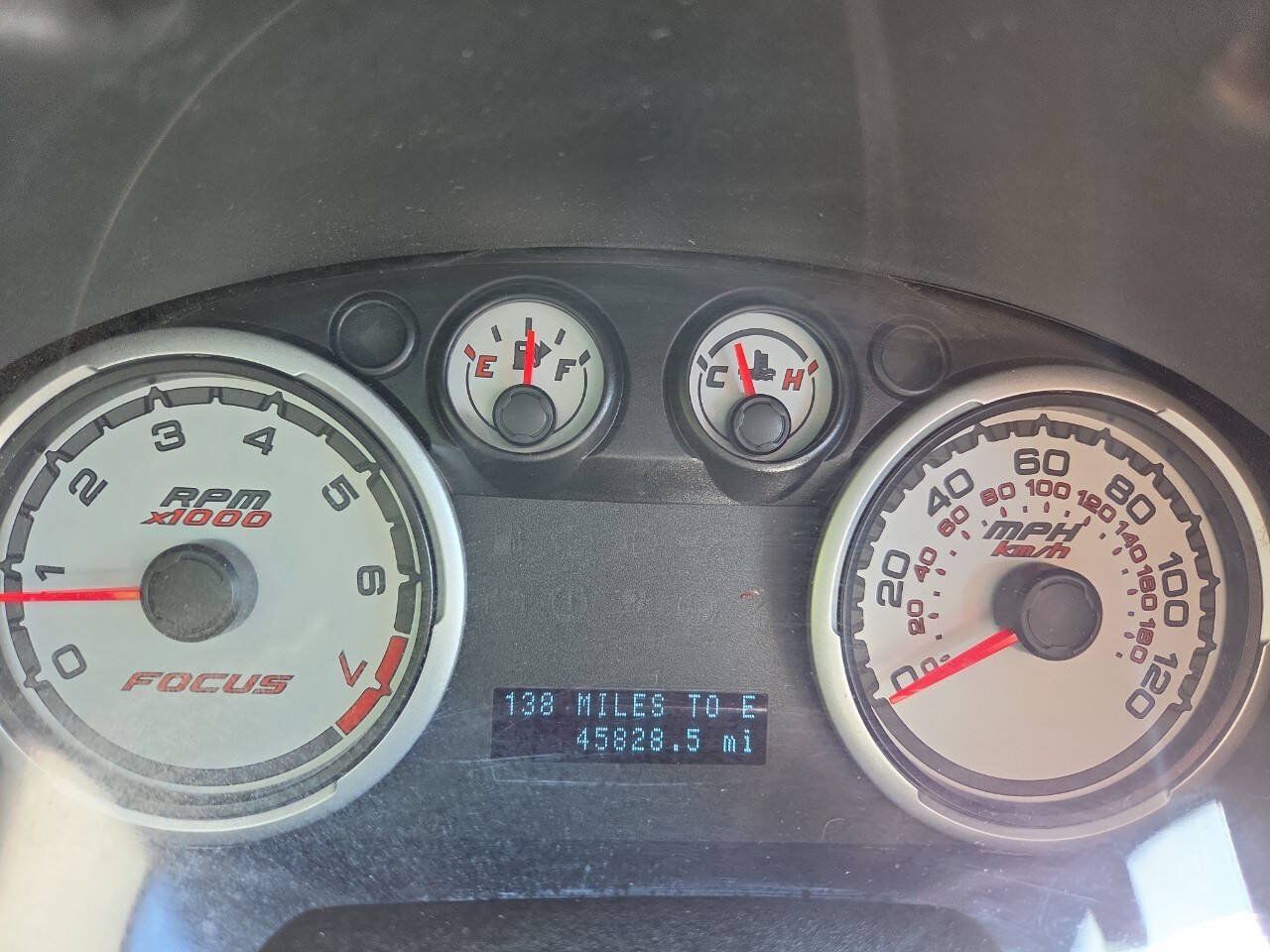 Used 2010 Ford Focus SE FWD image 24