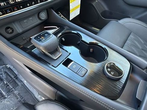 New 2026 Nissan Rogue Platinum image 13