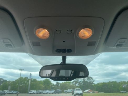 Used 2014 Buick Enclave Leather image 19