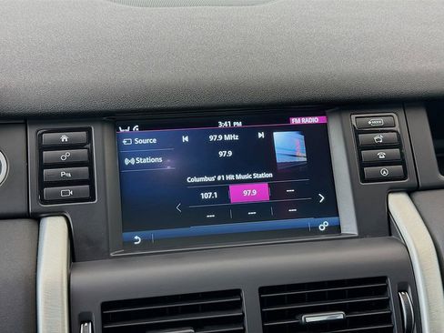 Used 2018 Land Rover Discovery Sport HSE AWD/4WD image 38