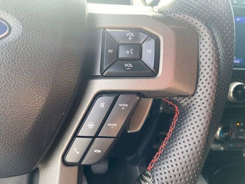 Used 2019 Ford F150 Raptor w/ Equipment Group 802A Luxury AWD/4WD image 17
