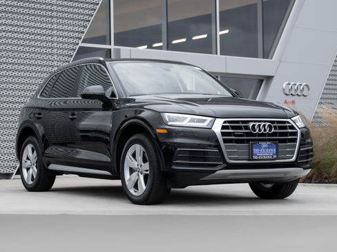 Used 2018 Audi Q5 2.0T Premium Plus w/ Premium Plus Package image 1