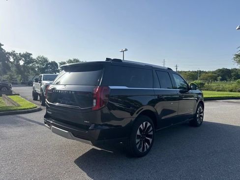 Used 2025 Ford Expedition Max Platinum w/ Driver's Package AWD/4WD image 7