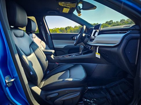 New 2026 Jeep Compass Limited AWD/4WD image 37