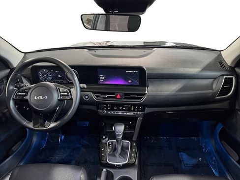 Used 2024 Kia Seltos EX AWD/4WD image 15