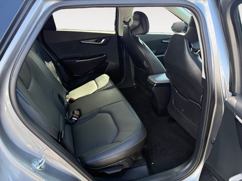 Used 2023 Kia EV6 Wind w/ Wind Technology Package AWD/4WD image 18
