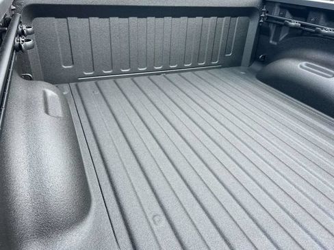 New 2027 RAM 1500 4x4 Crew Cab image 11