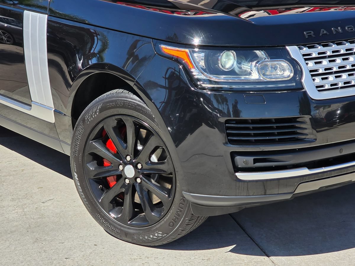Used 2017 Land Rover Range Rover HSE AWD/4WD image 4