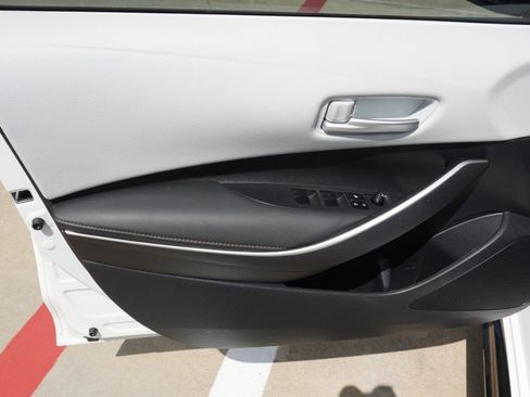 Used 2022 Toyota Corolla SE FWD image 13