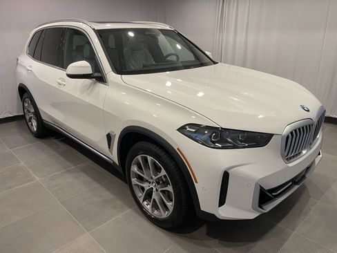 New 2026 BMW X5 xDrive40i image 3