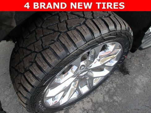 Certified 2022 Chevrolet Silverado 1500 LTZ w/ LTZ Premium Package image 3