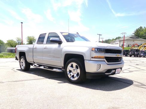 Used 2018 Chevrolet Silverado 1500 LT w/ All Star Edition AWD/4WD image 7