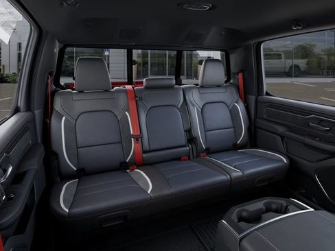 New 2026 RAM 1500 Laramie AWD/4WD image 15