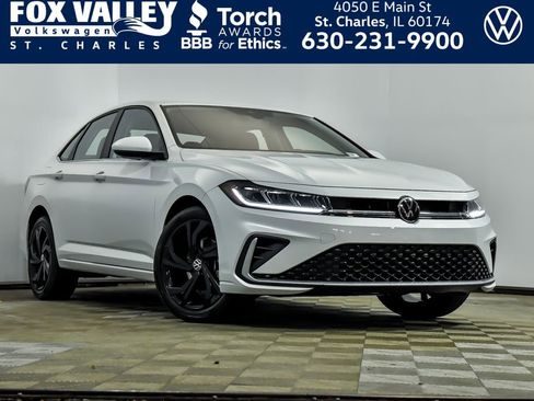 Certified 2026 Volkswagen Jetta SE w/ Black Wheel Package FWD image 1