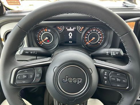 New 2026 Jeep Gladiator Sport image 13