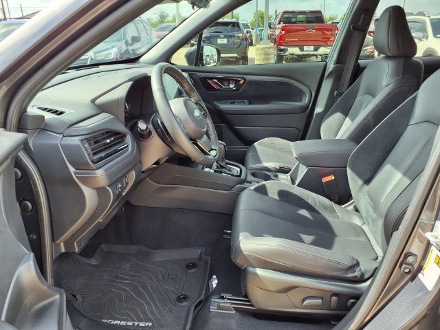 Certified 2025 Subaru Forester Touring AWD/4WD image 7