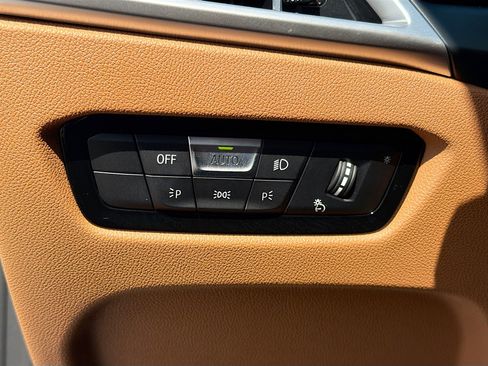 Used 2025 BMW i4 eDrive40 w/ Parking Assistance Package image 36