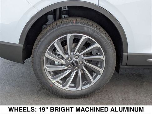 New 2025 Lincoln Corsair Reserve image 6