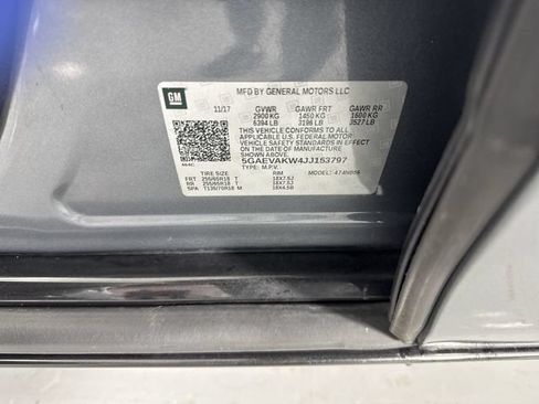 Used 2018 Buick Enclave Essence AWD/4WD image 39