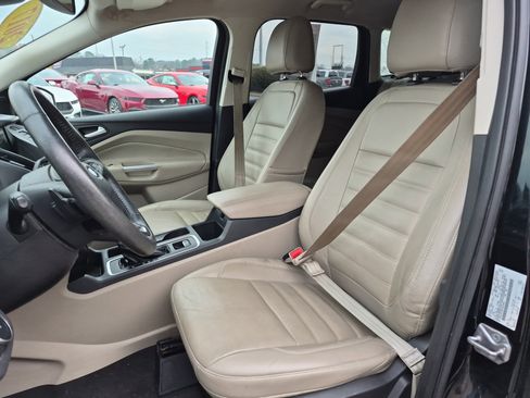 Used 2017 Ford Escape Titanium w/ Equipment Group 301A image 10