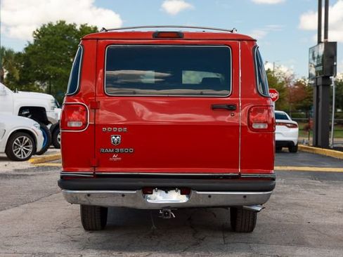 Used 2000 Dodge B3500 RWD image 10
