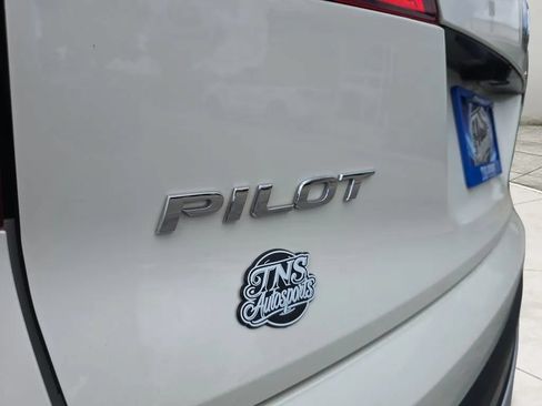 Used 2018 Honda Pilot Elite image 32