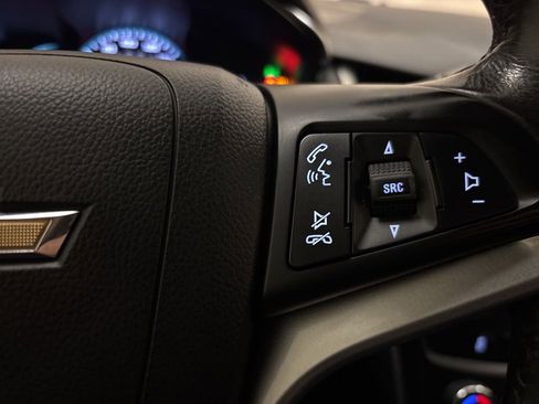 Used 2018 Chevrolet Trax LT w/ LT Convenience Package image 21