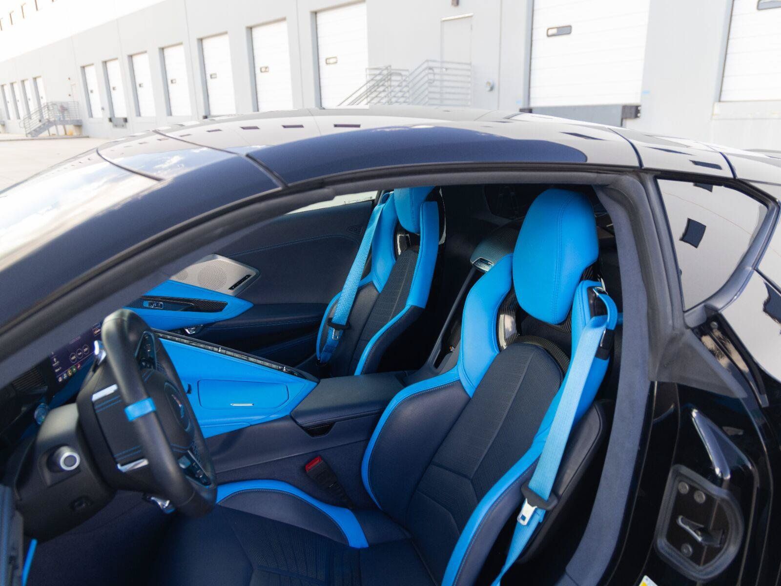 Used 2020 Chevrolet Corvette Stingray Premium Cpe w/ 3LT Preferred Equipment Group RWD image 20