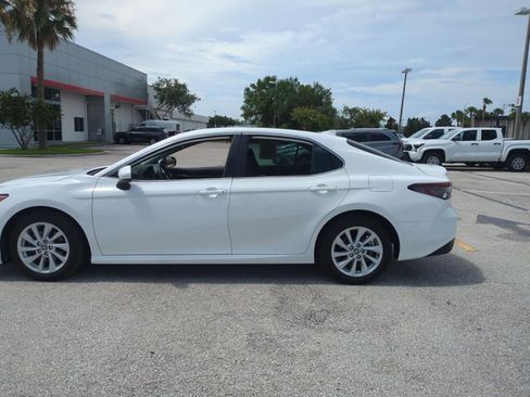 Certified 2023 Toyota Camry LE FWD image 9