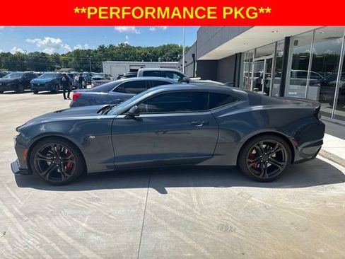 Used 2019 Chevrolet Camaro SS RWD image 2