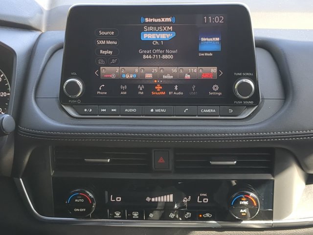 Used 2024 Nissan Rogue SV AWD/4WD image 17