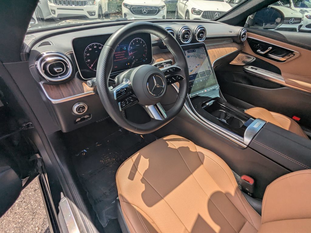 Used 2024 Mercedes-Benz CLE 300 4MATIC Coupe image 13