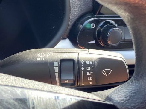 Used 2023 Kia Forte LXS FWD image 29
