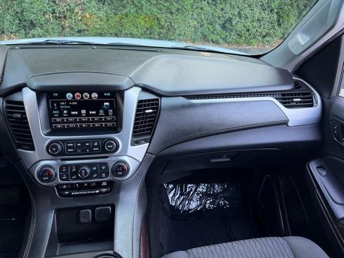 Used 2019 GMC Yukon XL SLE w/ HD Trailering Package AWD/4WD image 32