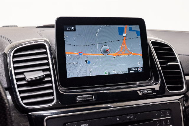 Used 2017 Mercedes-Benz GLS 450 4MATIC image 26